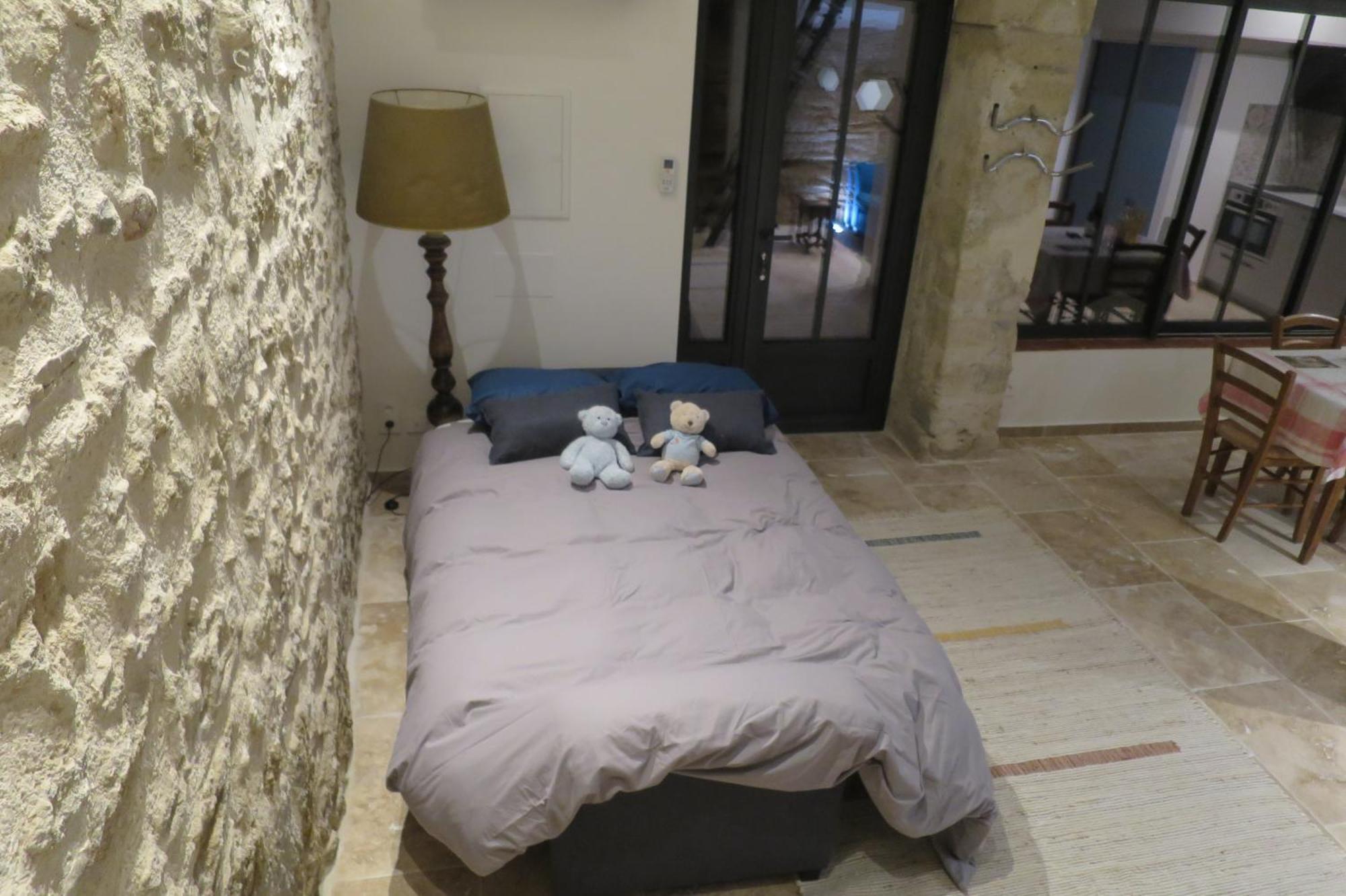 La Grotte Apartment Serignan-du-Comtat Bagian luar foto