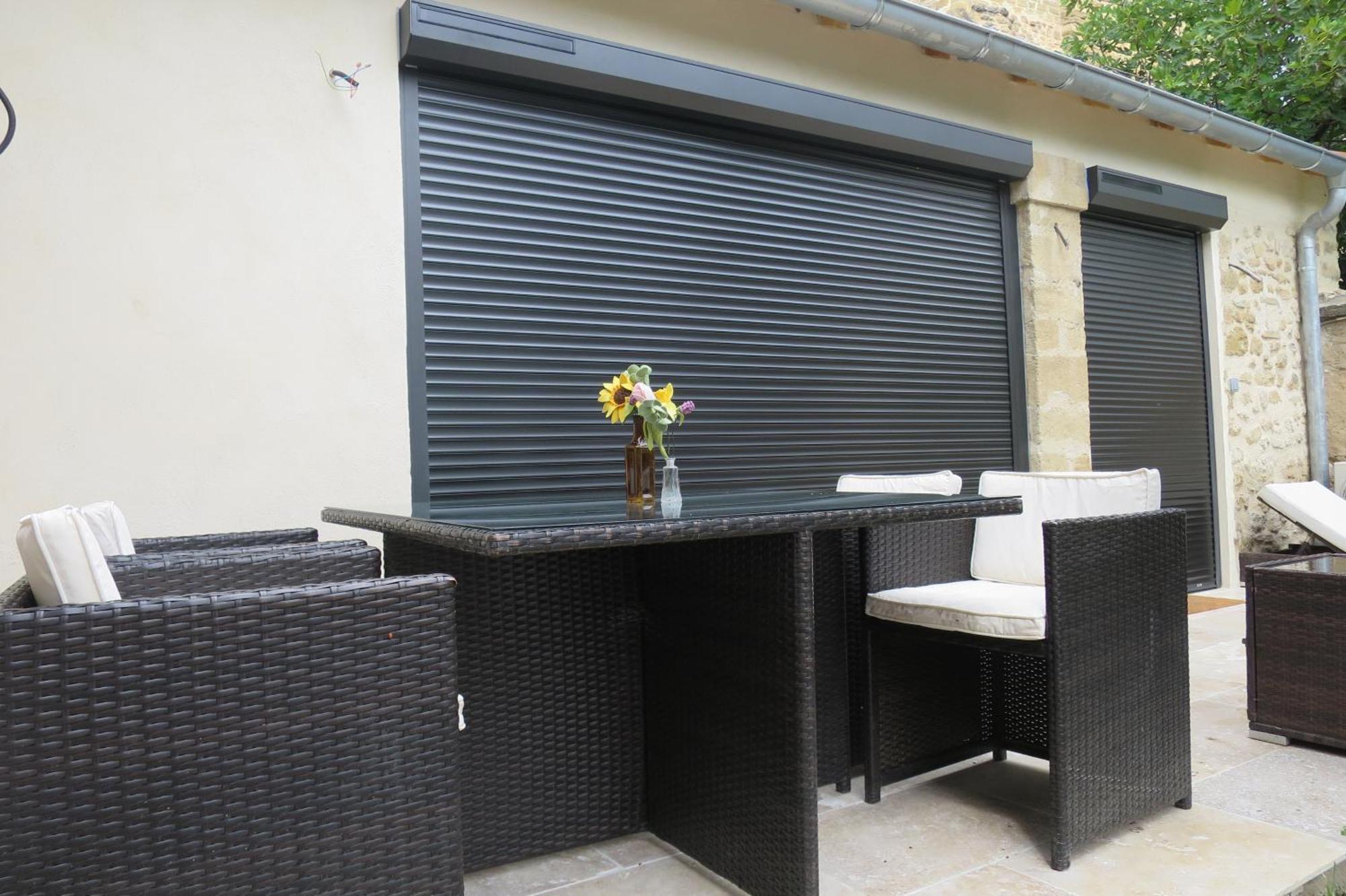 La Grotte Apartment Serignan-du-Comtat Bagian luar foto