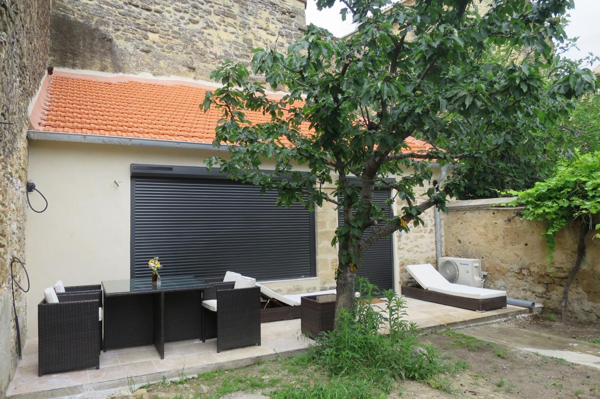 La Grotte Apartment Serignan-du-Comtat Bagian luar foto