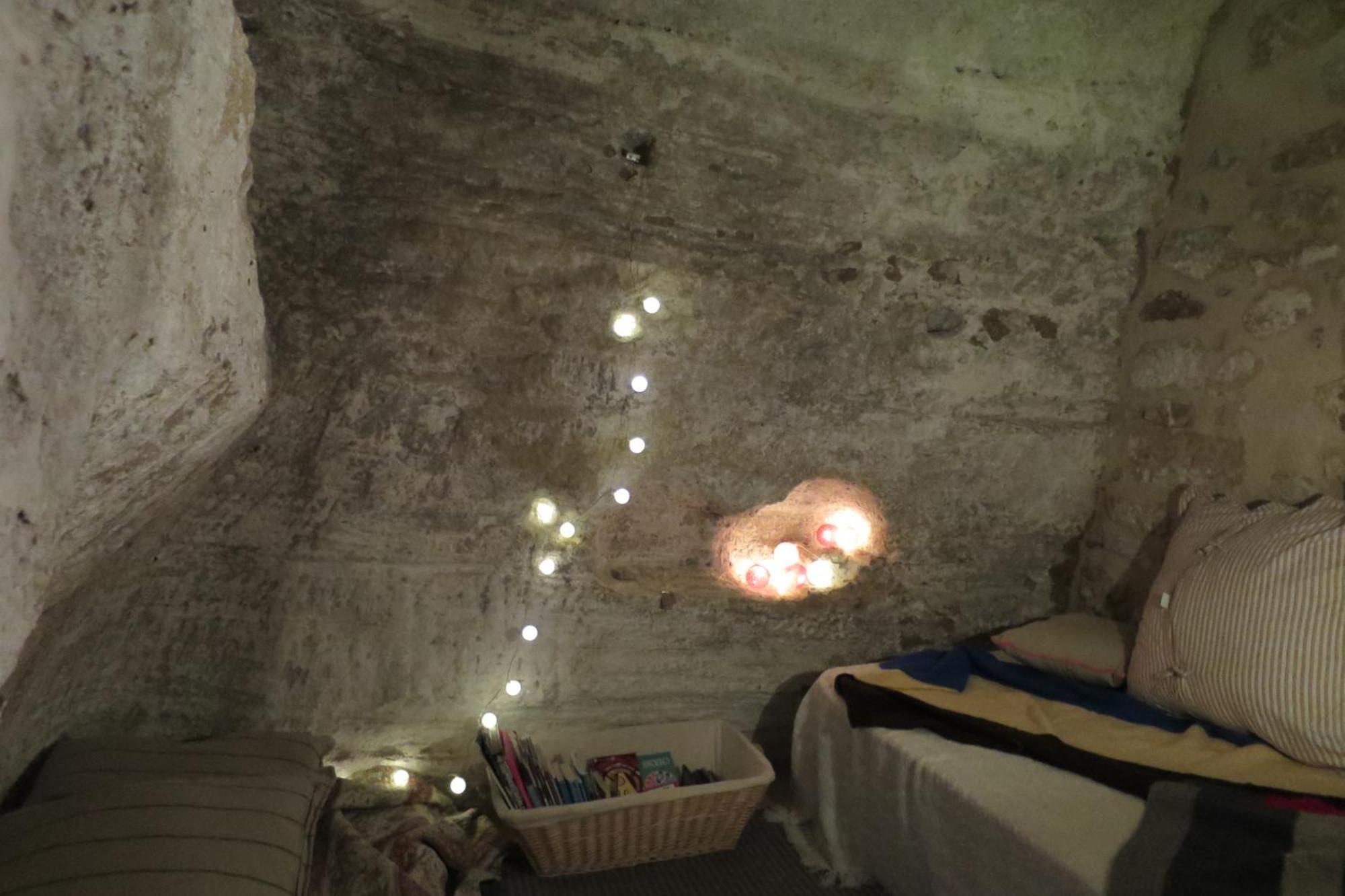 La Grotte Apartment Serignan-du-Comtat Bagian luar foto